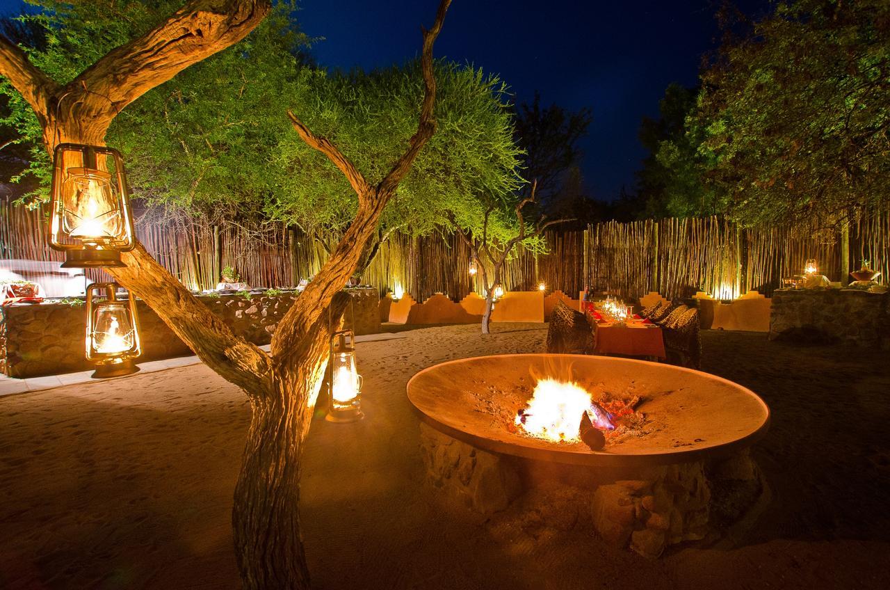 Tau Game Lodge Madikwe viltreservat Exteriör bild