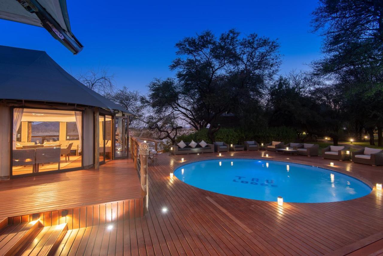 Tau Game Lodge Madikwe viltreservat Exteriör bild